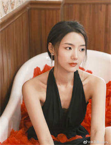 《成都黑帽门吴施蒙 216MISTER-快穿之喂饱男主HH》