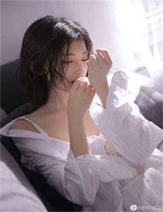 《小雪被房东的好爽故事小说-小sao货叫大声点妓女高H》
