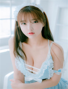 《娜塔莉的情人-yy女主播视频下载》